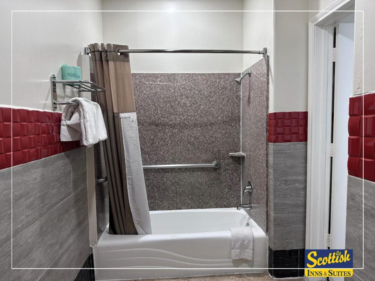 Scottish Inn & Suites Sam Houston Parkway Luaran gambar