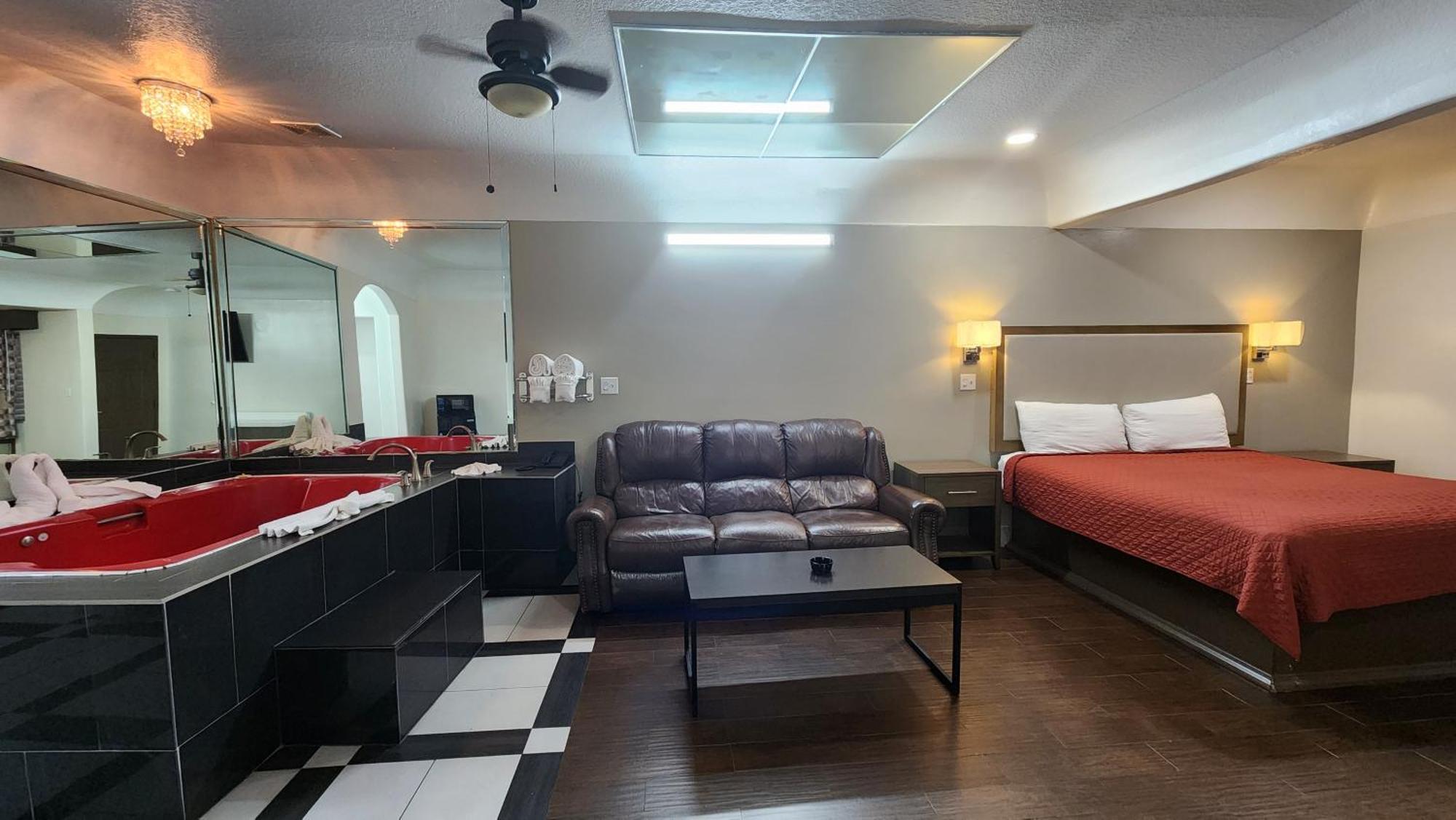 Scottish Inn & Suites Sam Houston Parkway Luaran gambar